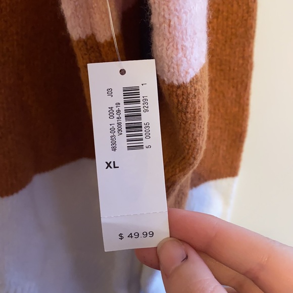 Old Navy Striped Sweater NWT - Picture 4 of 4